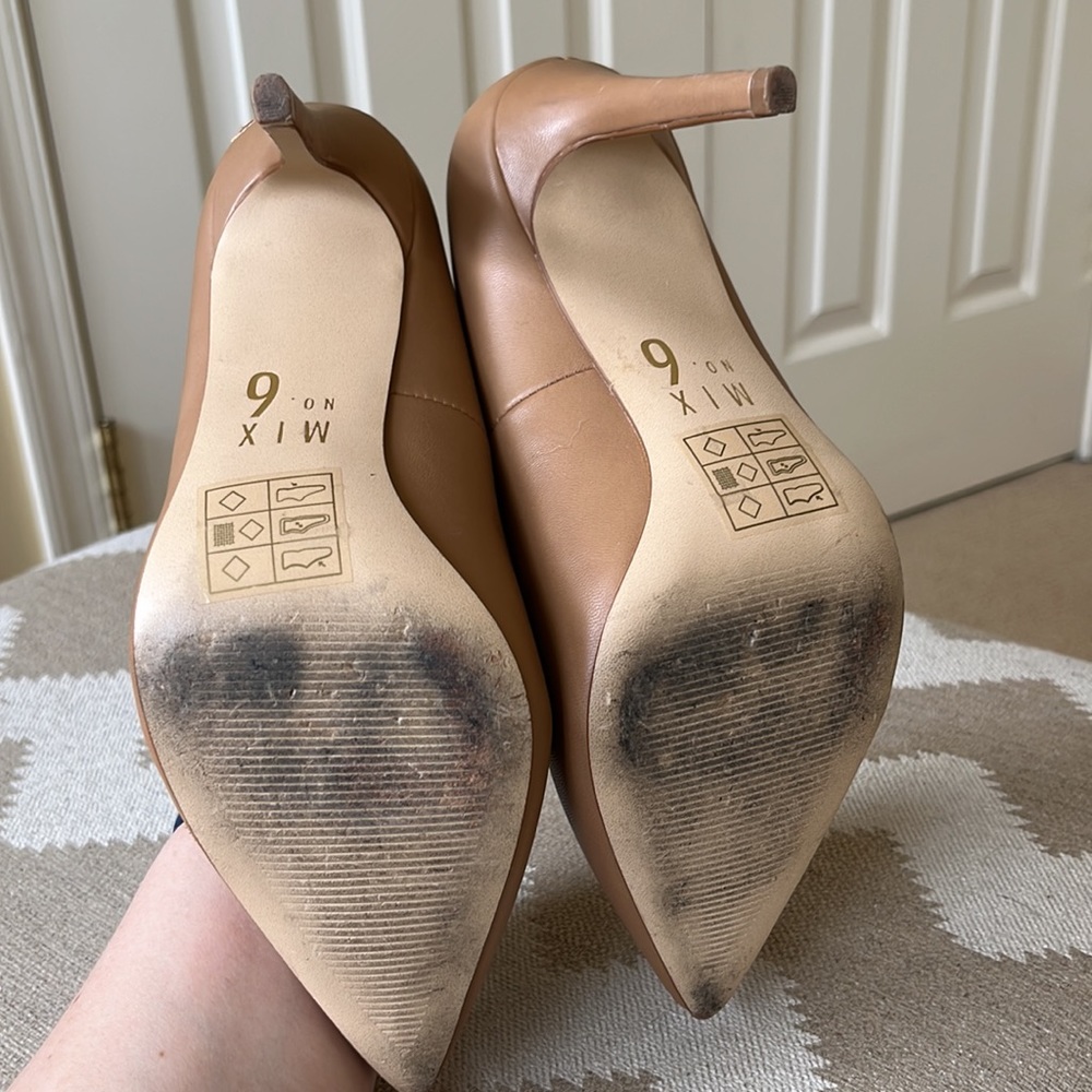 Tan Heels - Picture 6 of 6